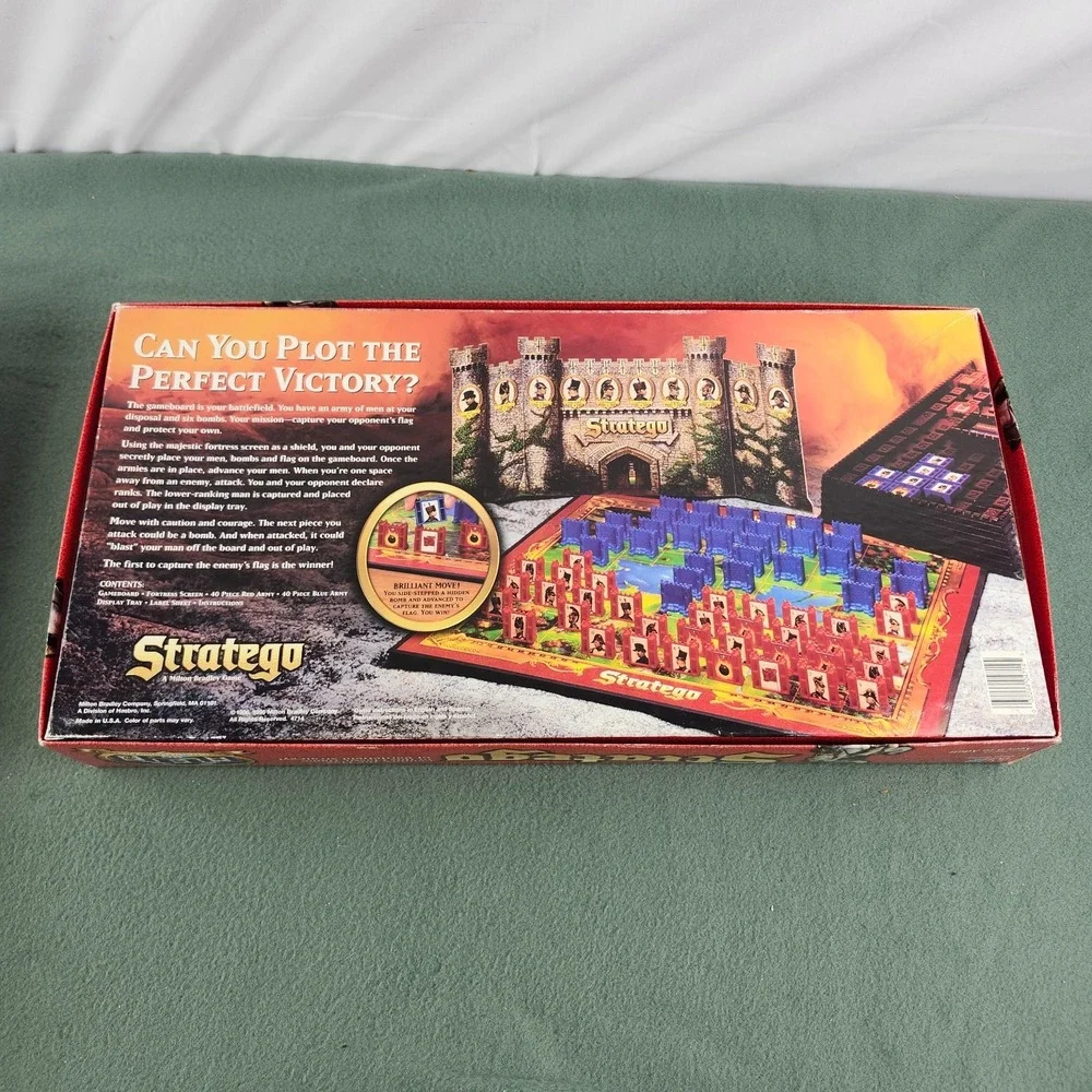 VINTAGE Stratego COMPLETE Milton Bradley 1996 Strategy War Spy Classic Battle